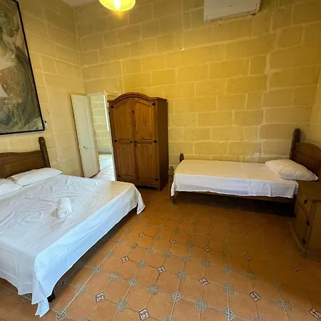 Tal-kaptan * Victoria