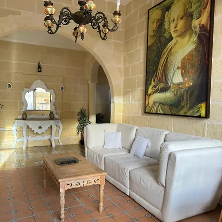 Hétvégi ház Tal-kaptan *