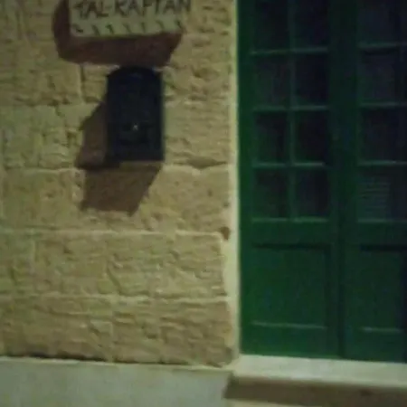 Tal-kaptan Venkovský dům