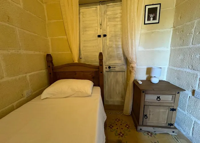 Tal-kaptan Kır Evi *