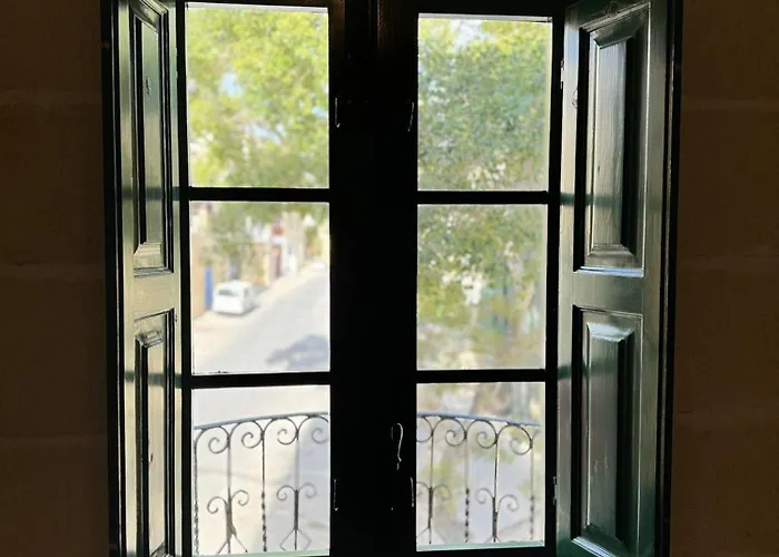 Tal-kaptan * Victoria