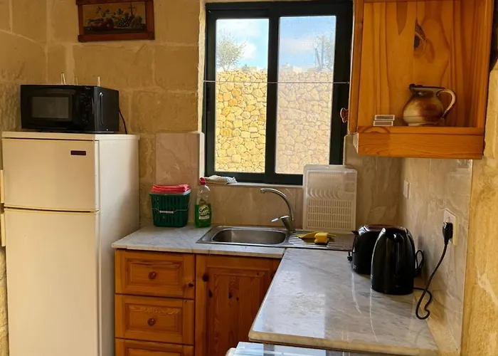 Kır Evi Tal-kaptan Victoria