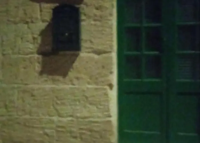 Tal-kaptan Hétvégi ház